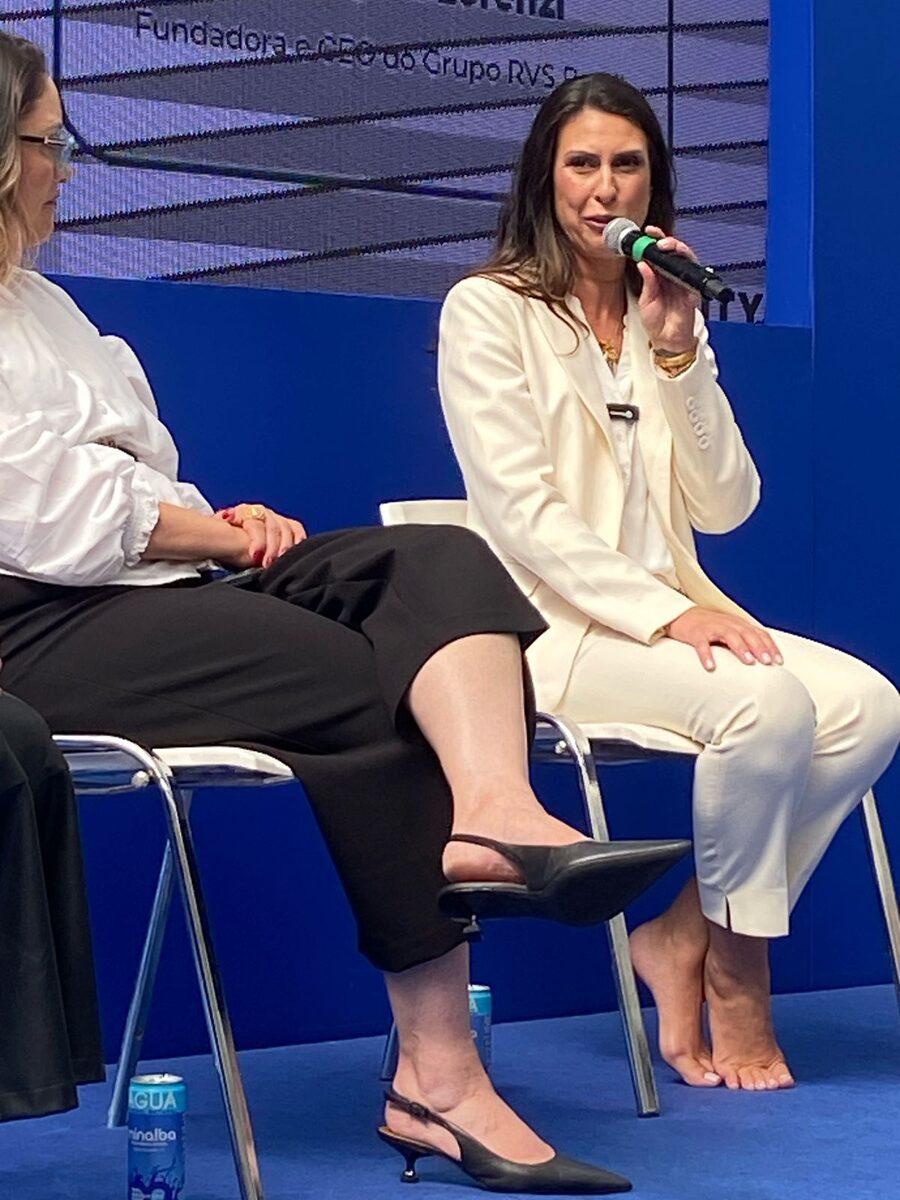 Laís Gulin — Smart City Expo Curitiba 2025 — painel “Mulheres que inovam e transformam”